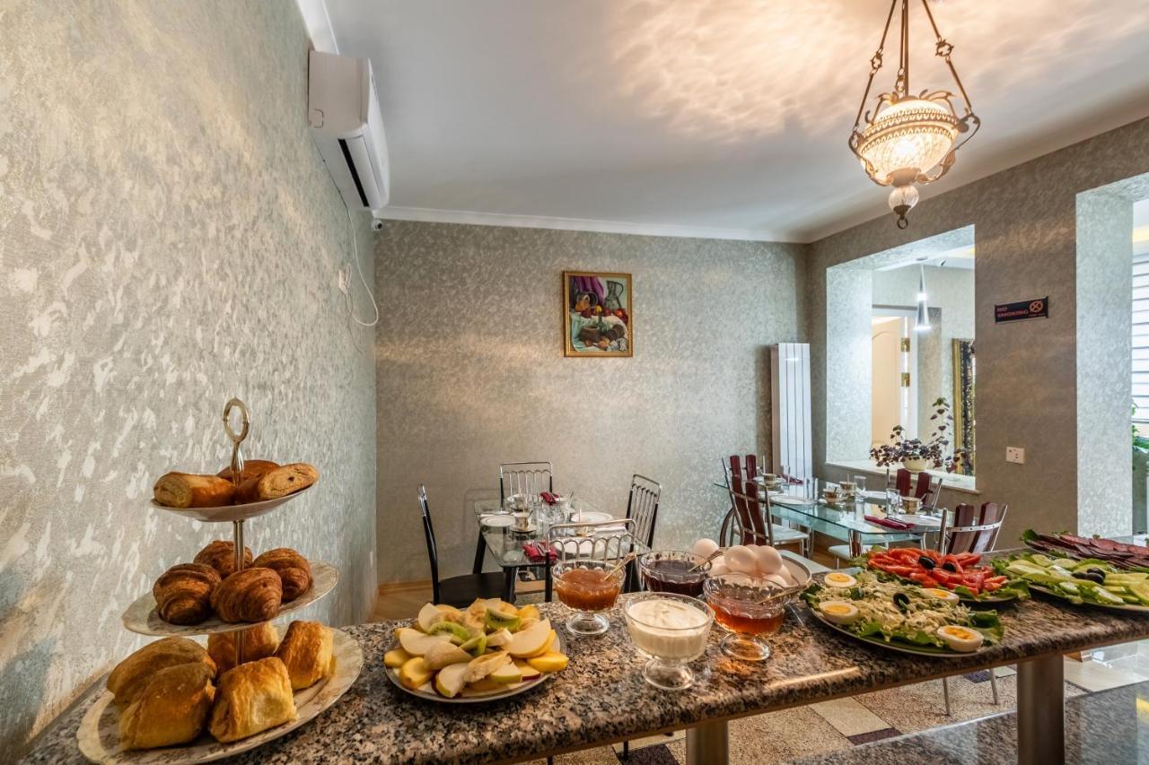 Q&B House Hotel Tbilisi ภายนอก รูปภาพ