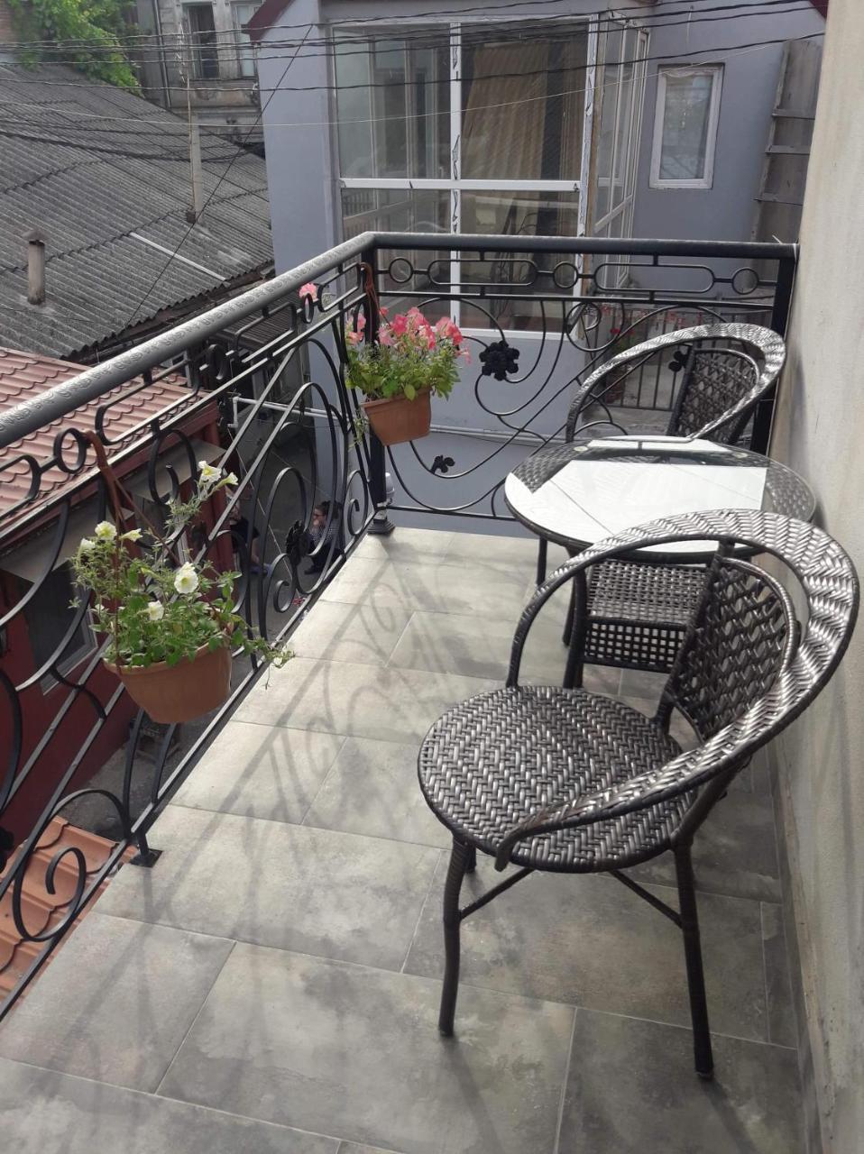 Q&B House Hotel Tbilisi ภายนอก รูปภาพ