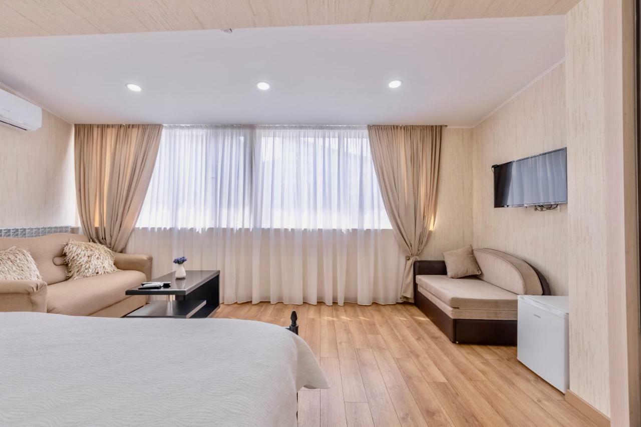 Q&B House Hotel Tbilisi ภายนอก รูปภาพ