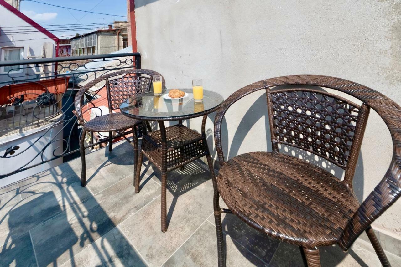 Q&B House Hotel Tbilisi ภายนอก รูปภาพ